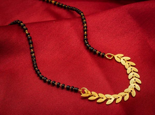 Gold Plated Eila Leaf Layer Pendent Short Mangalsutra